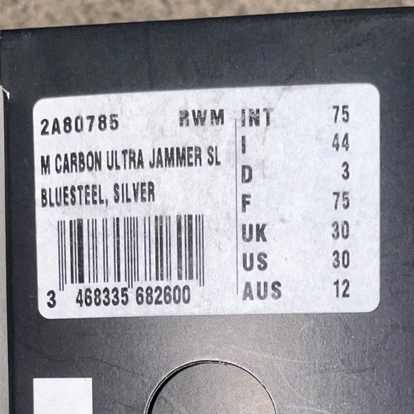 NEVER WORN BEFORE ARENA TECH SUIT MEN - Picture 4 of 4